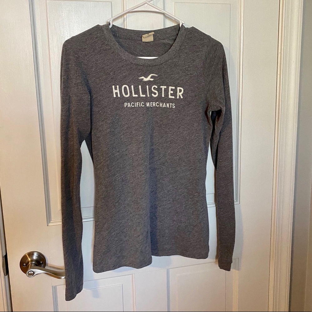 Grey Hollister shirt